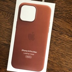 Apple iPhone 14 Pro Max Leather Case with MagSafe | Ember